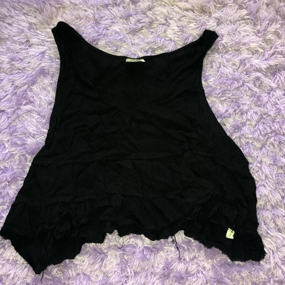 Free People black flowy crop top
